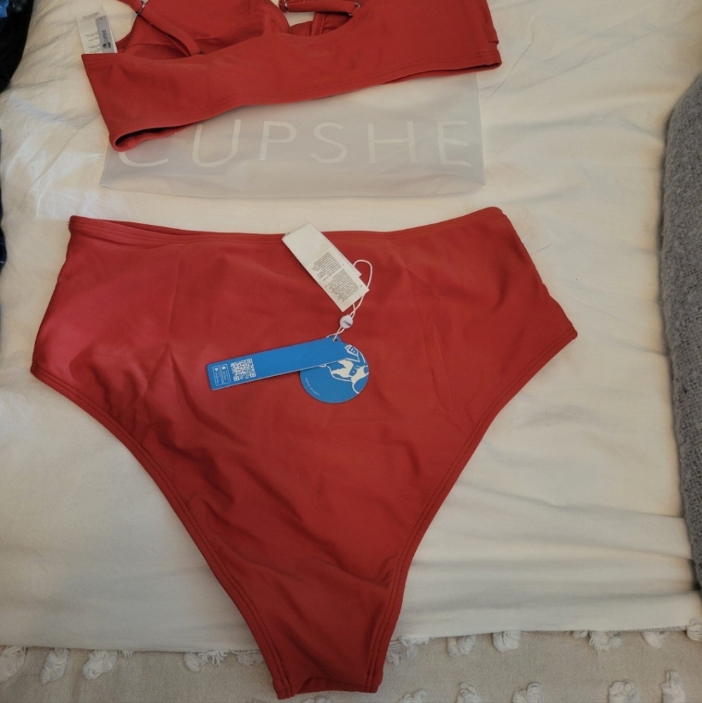 Bikini set - Picture 3 of 4